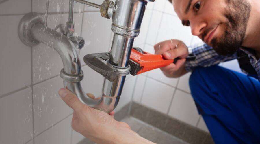 Professional same day plumber services in Colona, IL